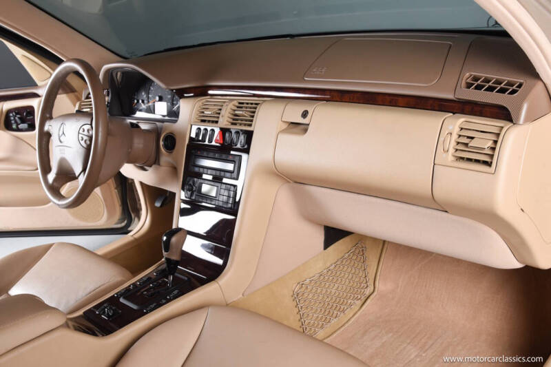 2001 Mercedes-Benz E-Class E 320