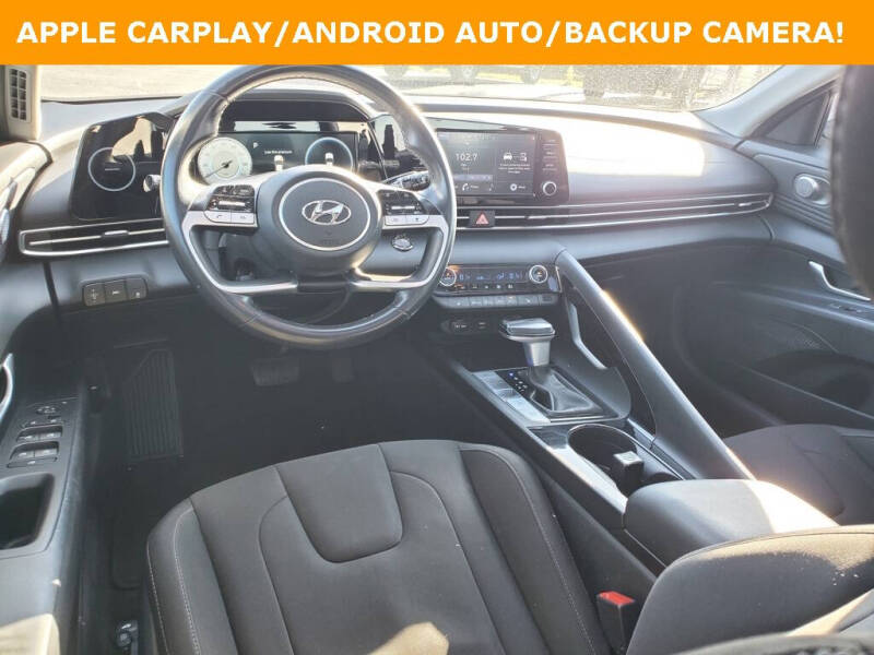 2022 Hyundai Elantra