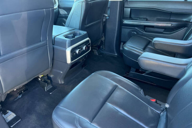 2022 Ford Expedition MAX XLT