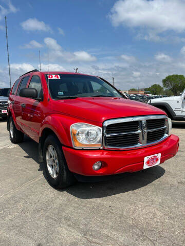 2004 Dodge Durango for sale at UNITED AUTO INC in South Sioux City NE