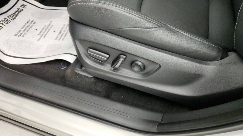 2024 Toyota bZ4X Limited