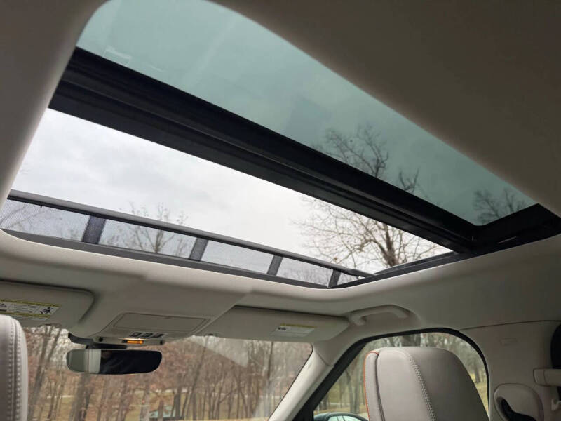 2017 Land Rover Discovery HSE Luxury