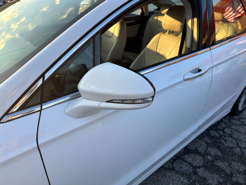 2016 Ford Fusion Titanium