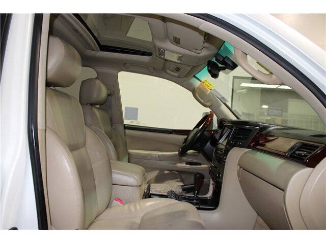 2011 Lexus LX 570