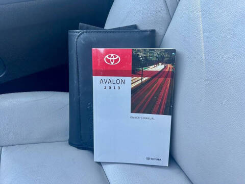 2013 Toyota Avalon XLE