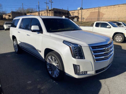 2017 Cadillac Escalade ESV Platinum