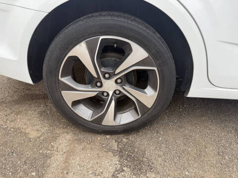 2018 Chevrolet Sonic Premier Auto