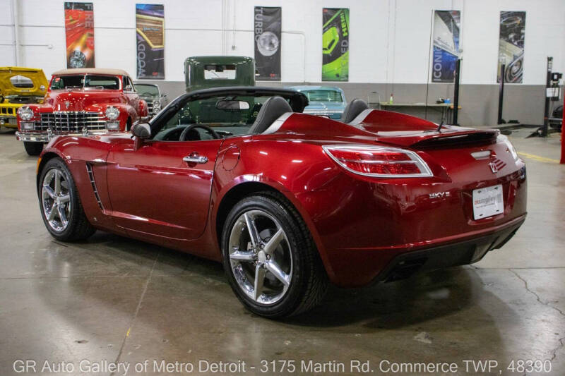 2009 Saturn SKY Red Line