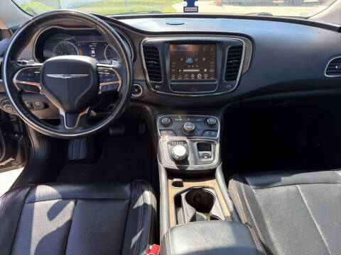 2015 Chrysler 200 C