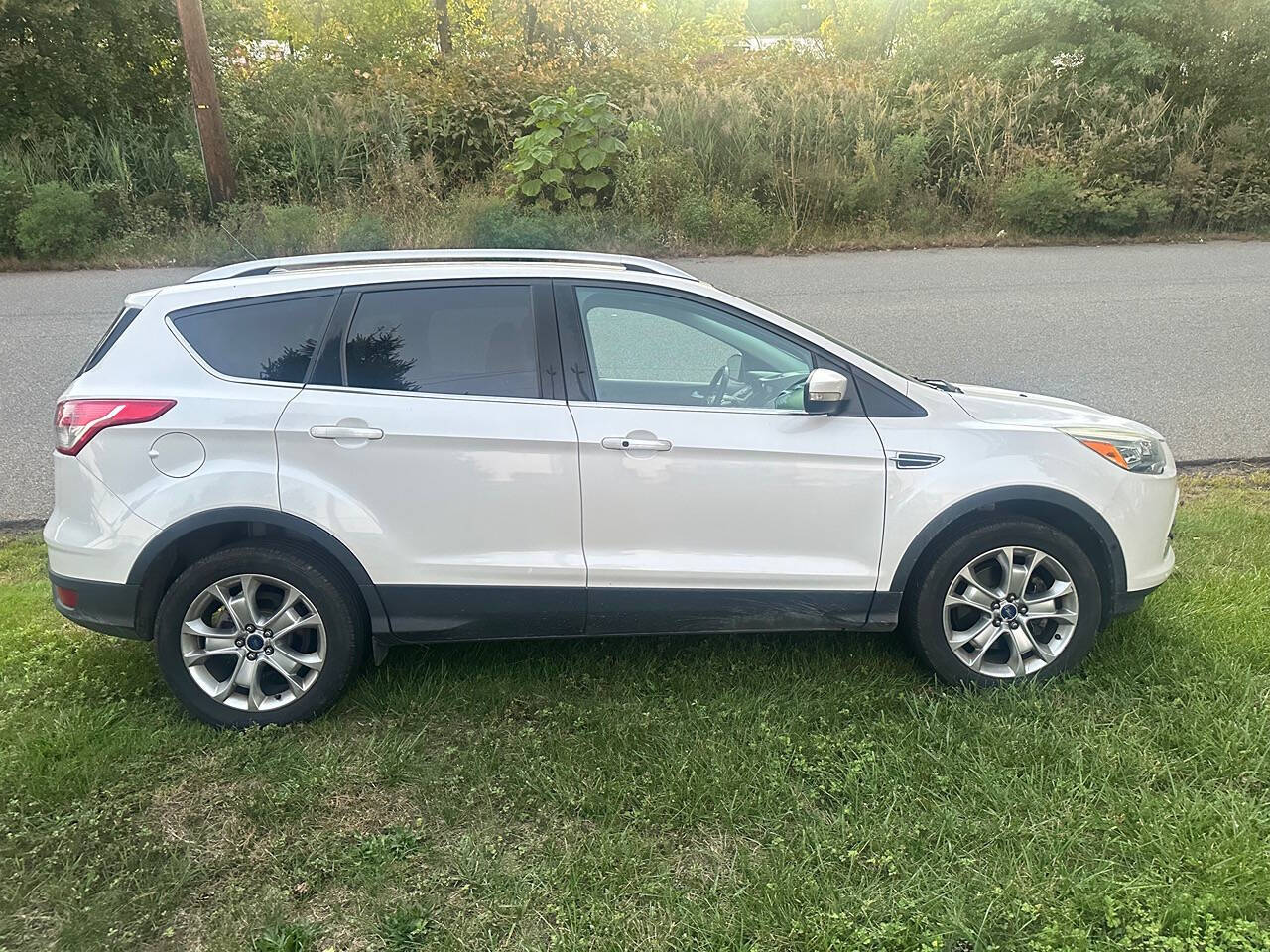 2014 Ford Escape for sale at Froggy Cars LLC in Hamburg, NJ