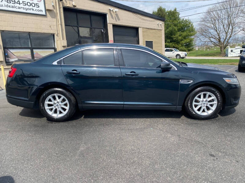 2015 Ford Taurus SE