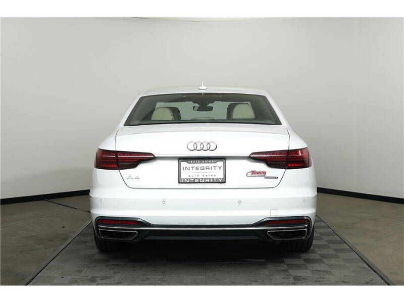 2020 Audi A4 quattro Premium Plus 45 TFSI