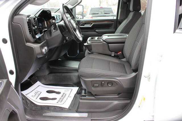 2024 GMC Sierra 3500HD
