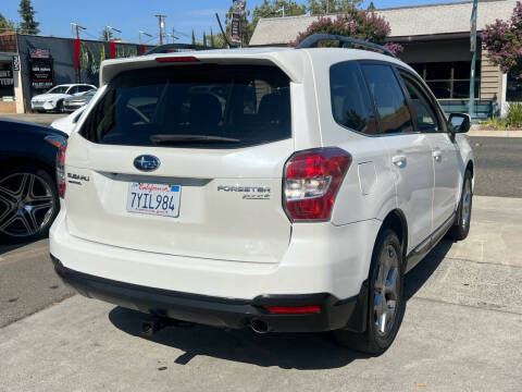 2015 Subaru Forester 2.5i Touring