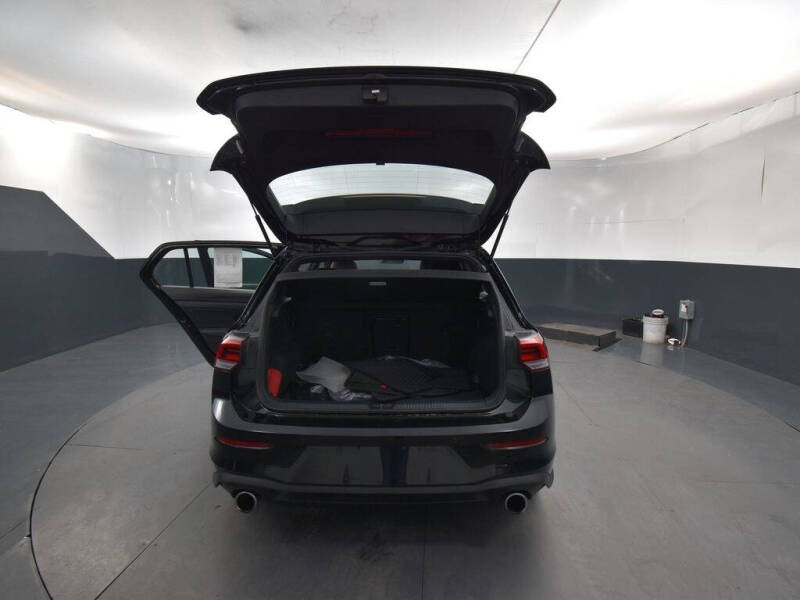 2025 Volkswagen Golf GTI SE