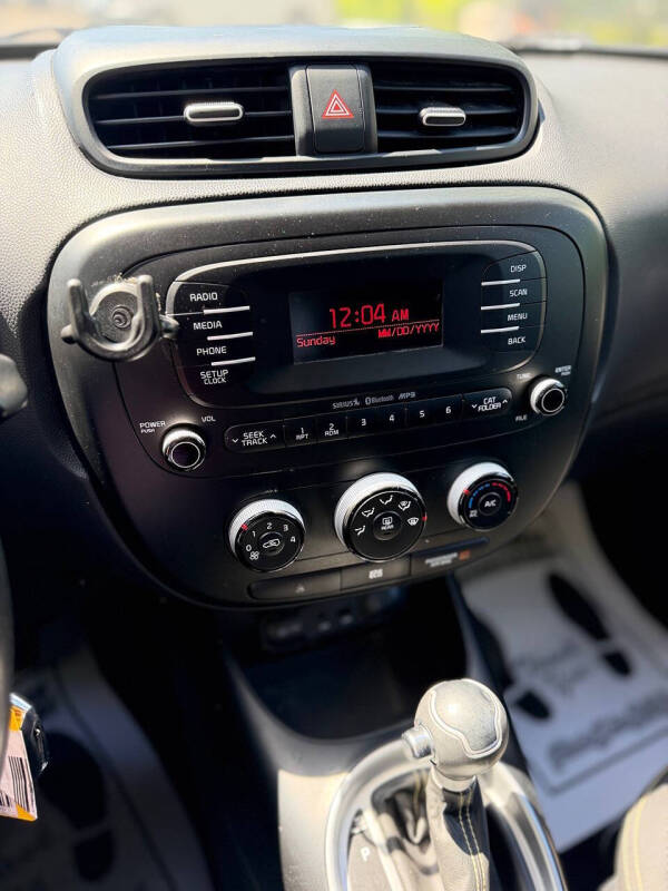 2014 Kia Soul +