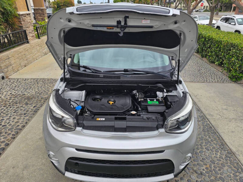 2019 Kia Soul +