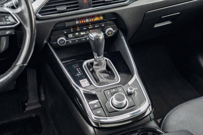 2023 Mazda CX-9 Touring Plus