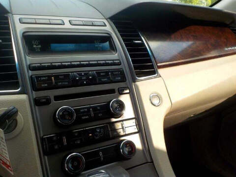 2011 Ford Taurus SEL