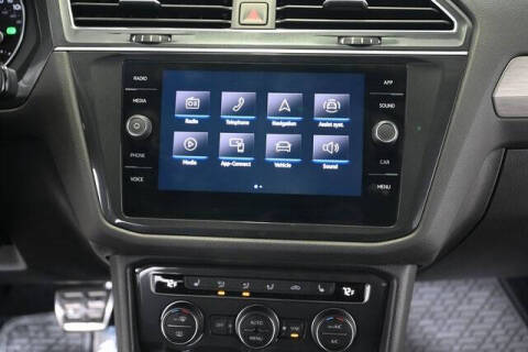 2021 Volkswagen Tiguan SE R-Line Black