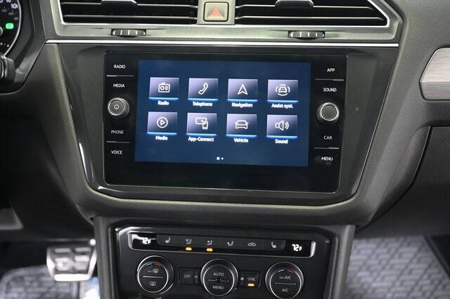 2021 Volkswagen Tiguan SE R-Line Black