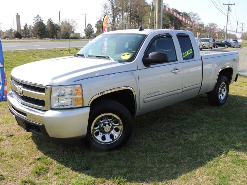 2011 Chevrolet Silverado 1500 for sale at Cars Plus in Fruitland MD