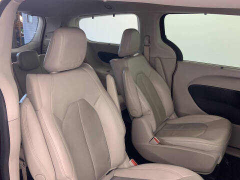 2021 Chrysler Pacifica Hybrid Touring L