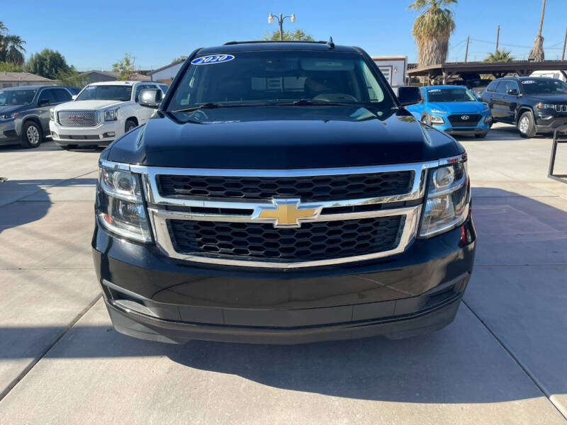 2020 Chevrolet Tahoe LT photo 2