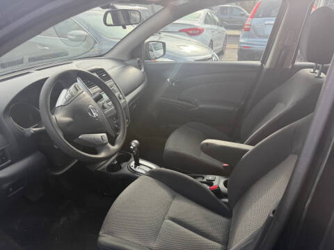 2016 Nissan Versa 1.6 SV