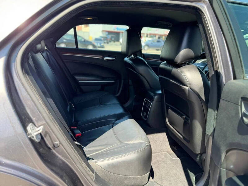 2014 Chrysler 300