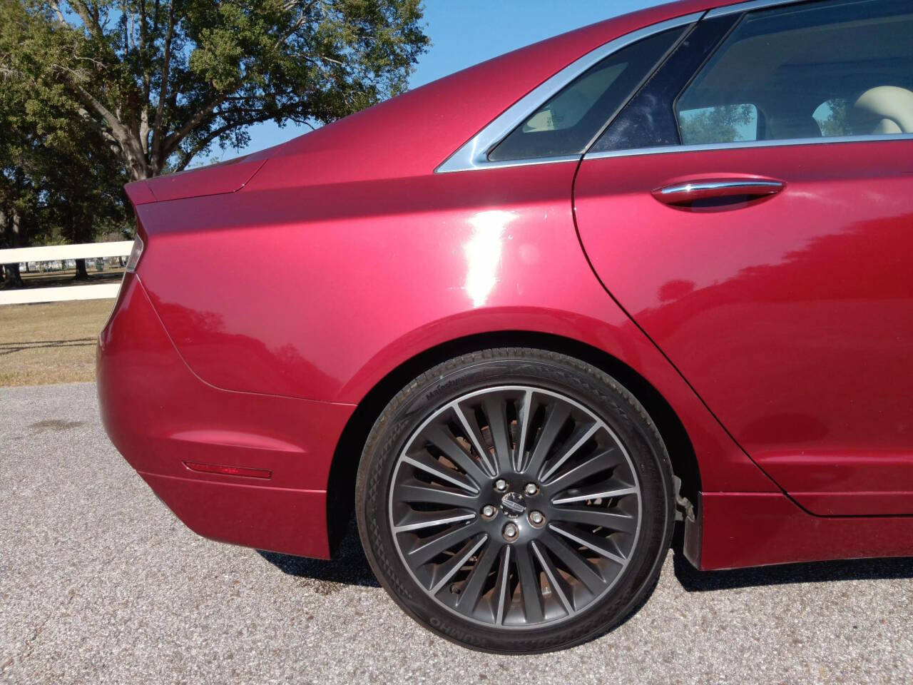 2016 Lincoln MKZ for sale at AUTOPLUG 360 in Stafford, TX