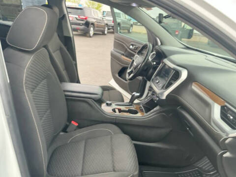 2019 GMC Acadia SLE-2