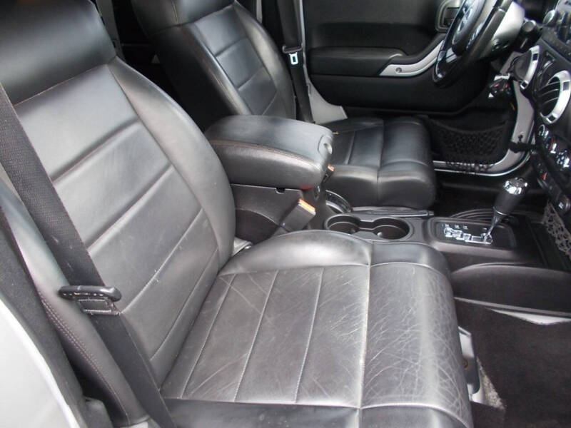 2012 Jeep Wrangler Unlimited Sahara