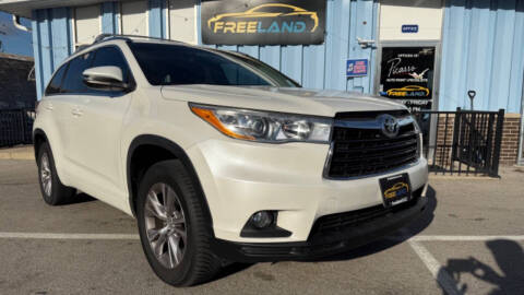 2014 Toyota Highlander for sale at Freeland LLC in Waukesha WI