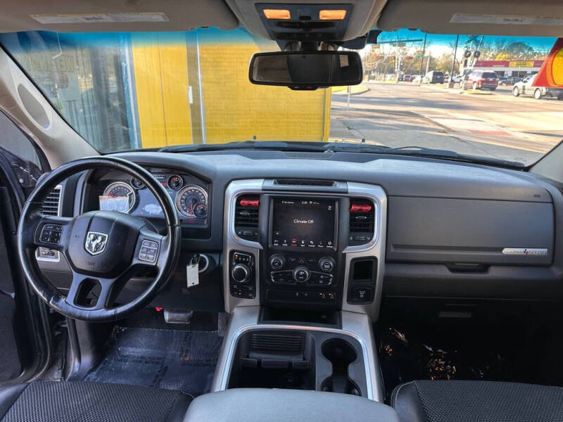 2019 RAM 1500 Classic SLT