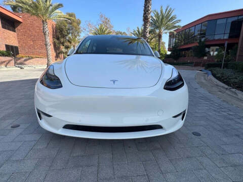 2024 Tesla Model Y Long Range
