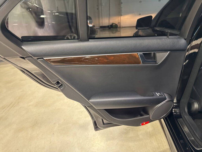 2012 Mercedes-Benz C-Class