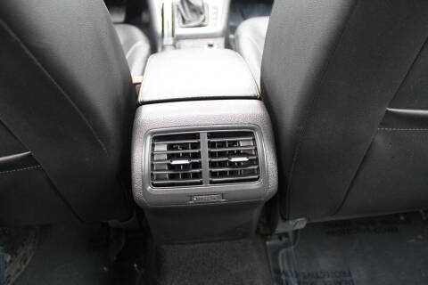 2017 Volkswagen Golf SportWagen