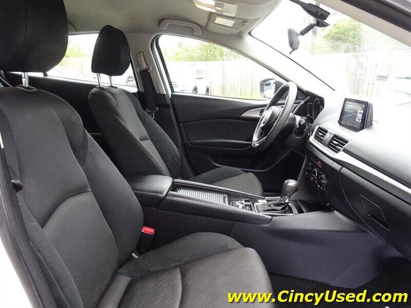 2017 Mazda MAZDA3 Sport