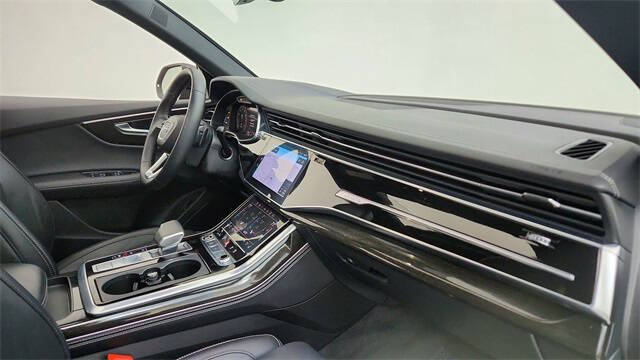 2024 Audi Q8 quattro Prestige 55 TFSI