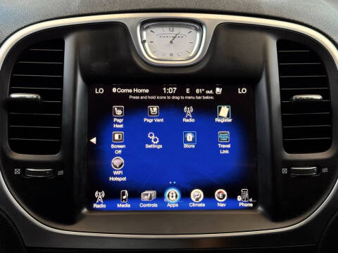 2015 Chrysler 300 C