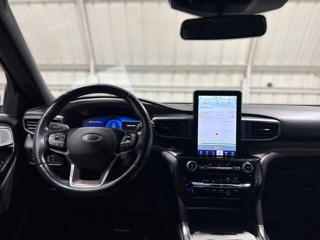 2022 Ford Explorer Hybrid Platinum