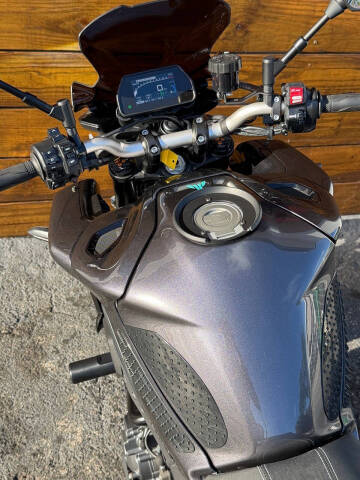 2024 Yamaha MT-10