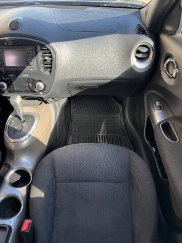 2011 Nissan JUKE SV