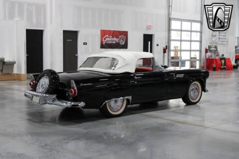 1956 Ford Thunderbird