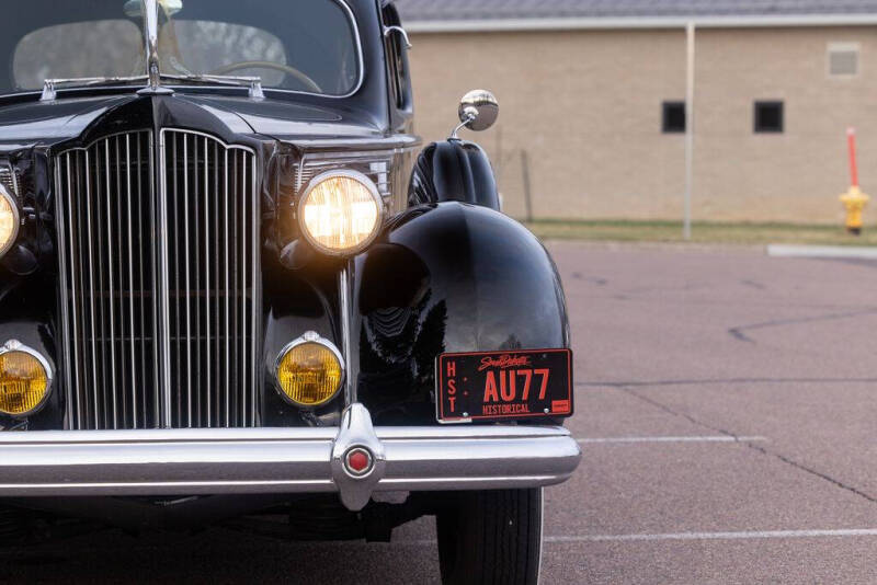 1939 Packard Super 8