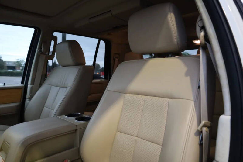 2008 Lincoln Navigator