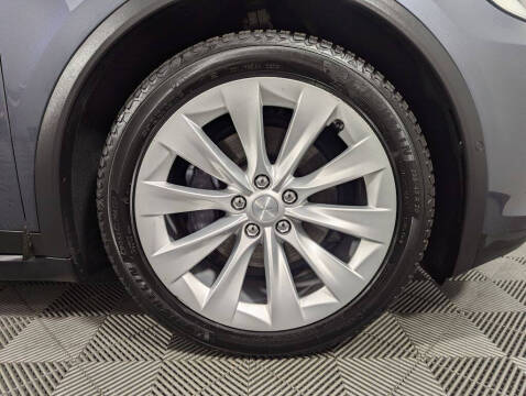 2020 Tesla Model X Long Range