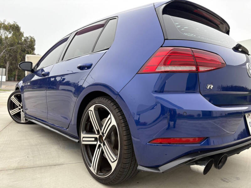 2018 Volkswagen Golf R 4Motion