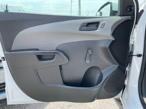 2017 Chevrolet Sonic LT Auto Fleet